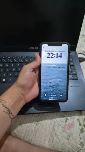 Iphone 11 + carregador original 