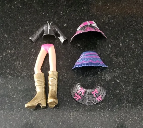 Kit acessórios Boneca Bratz Kidz Cloe Concert Doll