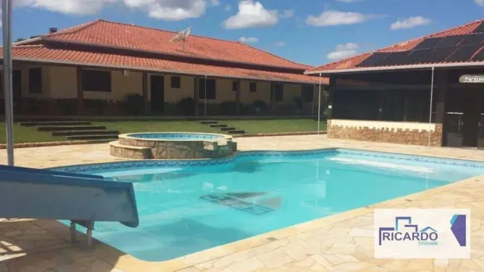 Chácara com 5 dormitórios à venda, 30000 m² - Água Comprida - Cambuí/MG