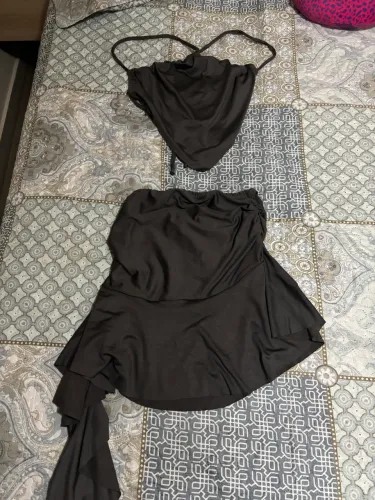 Conjunto top e saia