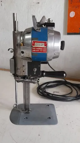 Máquina de Corte de tecido 8 polegadas Gemsy 110V