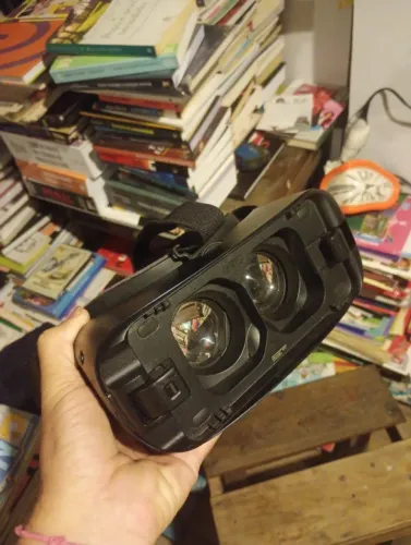 Gear VR (2016) - SM-R323 