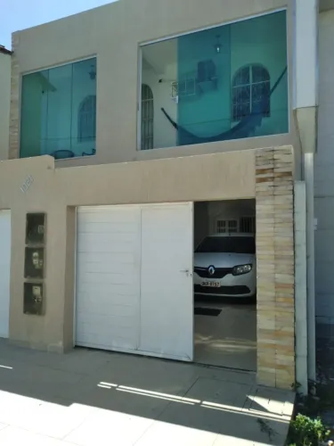 Vendo Casa na Rua Vila Cristina em frente ao Constâncio Vieira