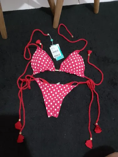 Biquíni vermelho dupla face , com bolinhas brancas novo da sereia 