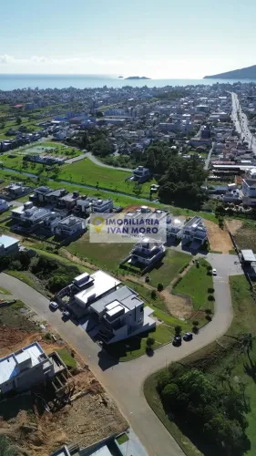 Terreno à venda em Ingleses - Florianópolis