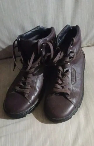 Bota Dolce & Gabbana Marrom