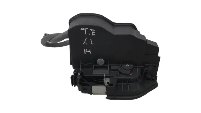 Fechadura Porta Traseira Esquerda Bmw X1 2.0 Gas Aut 2014