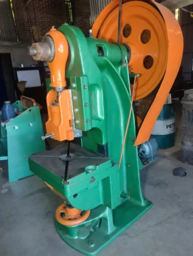 Prensa Excêntrica 40 toneladas Retrofitada