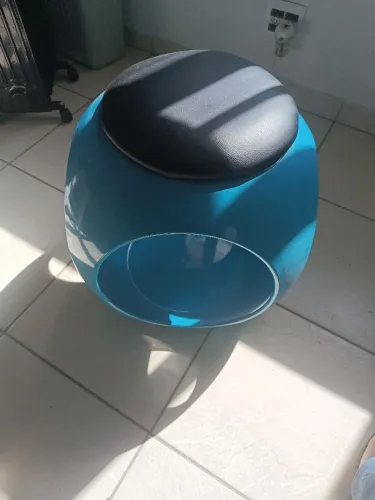 Banqueta moderna azul