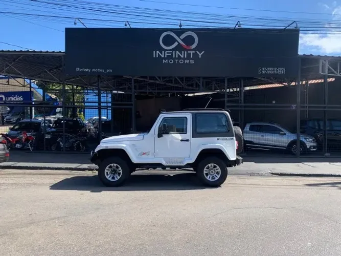 Troller T-4 4X4 3.0 TB Int. Cap. Rígida Diesel 2010