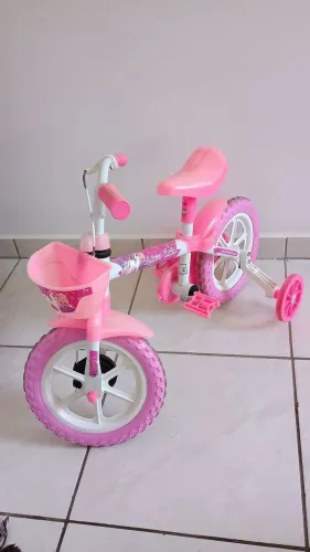 Bicicleta infantil aro 12. Aceita cartao