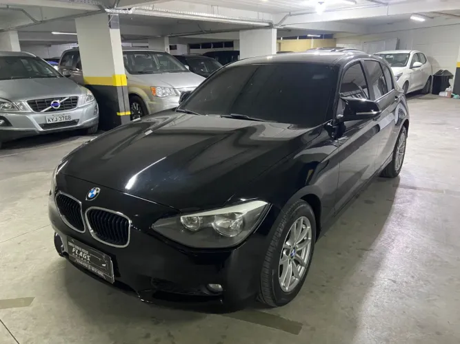 Bmw 118i Sport 4 portas