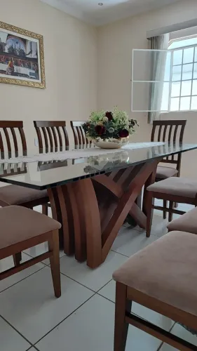 mesa de jantar retangular jacaúna com 8 cadeiras