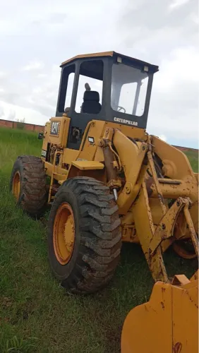 Pá carregadeira / pá mecânica 