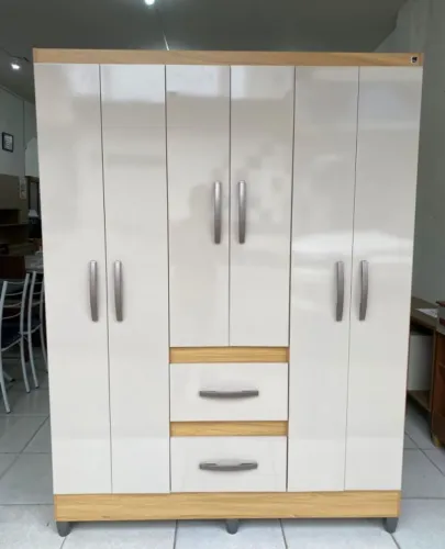 Guarda roupa casal NOVO da loja