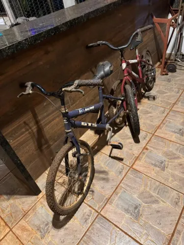 Bicicletas Infantis - SUCATA / Retirada de Peças