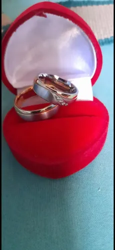 Aliança de aço316L banhada a ouro 18k