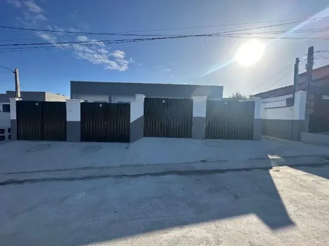 Casa 31m2 no Laranjal, quarto, sala, cozinha, banheiro, varanda e churrasqueira
