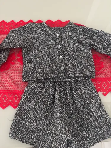 Conjunto casaco e saia