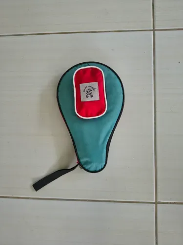 Vendo um conjunto de raquetes ping pong 