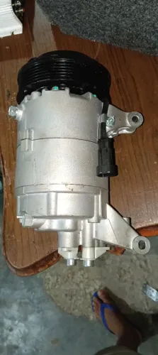 Compressor de ar condicionado Fiat Linea