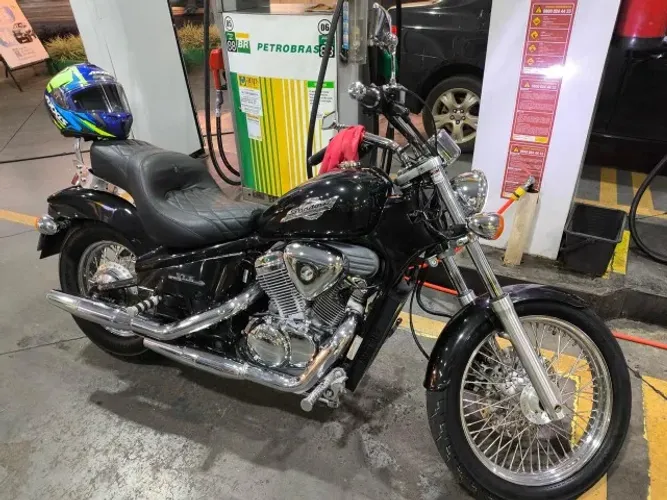 HONDA SHADOW 600 (Banco Pedrinho)