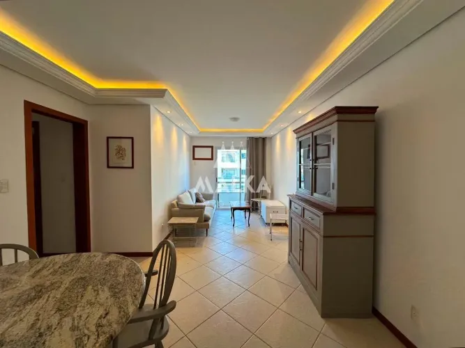 Apartamento mobiliado no bairro Trindade