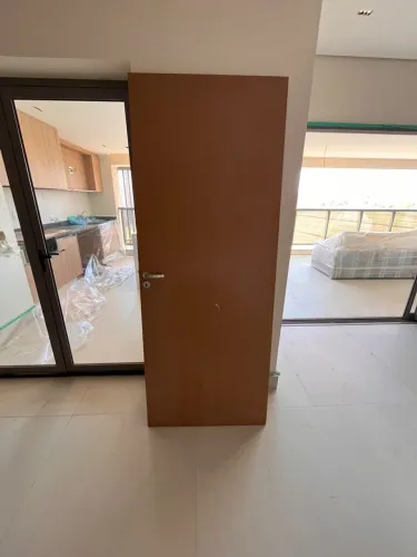 Porta quarto nova com fechadura