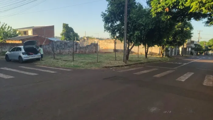 Comercial de esquina 18mt de frente/aceita troca carro 