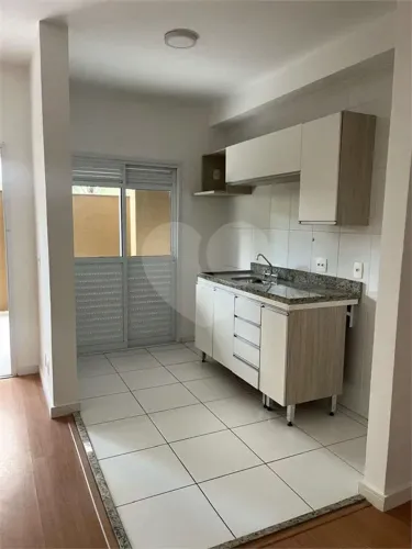 Apartamento com 1 quartos para locação em Melville empresarial i e ii - SP