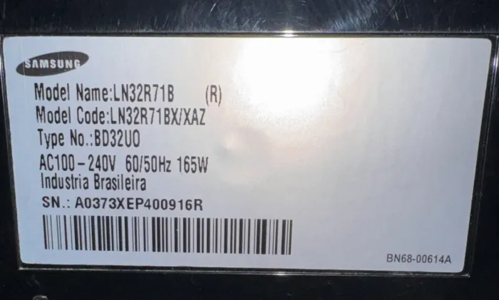 Duas TVs Samsung 49 e 32 pol. E um PC DELL VOSTRO para retirada de peças