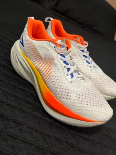 TENIS LYND Y ATOMIC MASCULINO TREINO E CORRIDA - Branco+Laranja