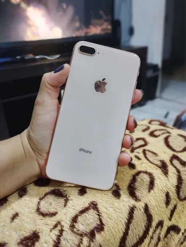 IPhone 8 Plus