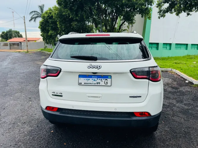 Jeep Compass Longitude 2.0 4X4 Dies. 16V Aut. 2018