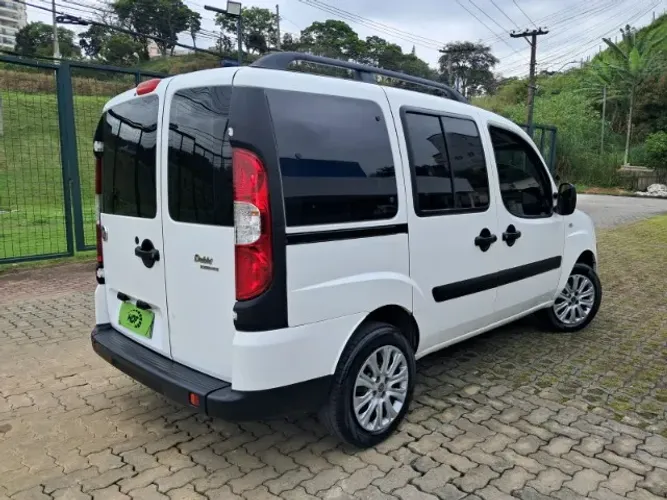 Fiat Doblo Essence 1.8 Flex 16V 5P 2021