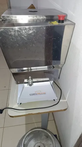 MASSEIRA PROFISSIONAL 15KG À VENDA