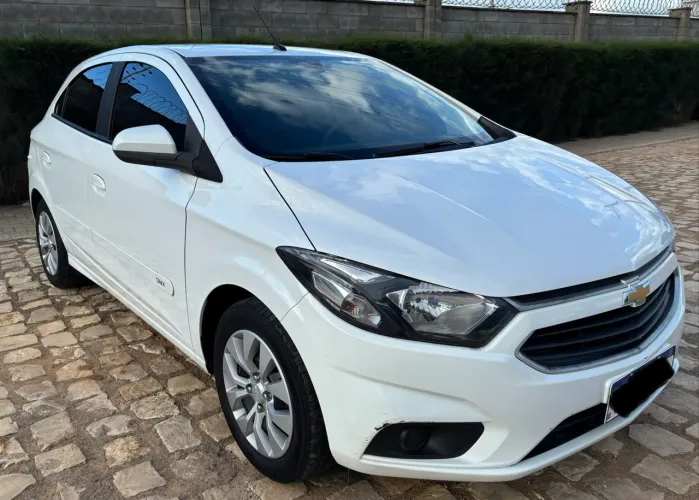 Chevrolet Onix Hatch LT 1.4 8V Flex Mec. 4P 2018