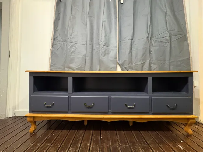 Rack lindo 4 gavetas