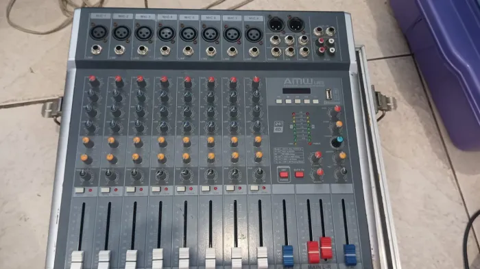Mesa de som Amw L8es 8 canais Bluetooth
