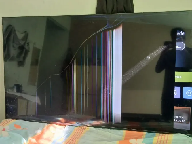 Tv com tela quebrada