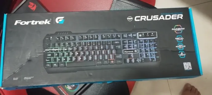 Teclado Fortrek Crusader
