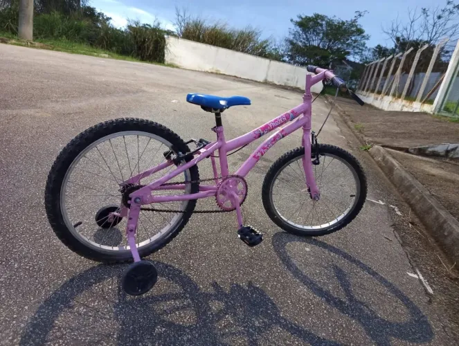 VENDO BICICLETA 