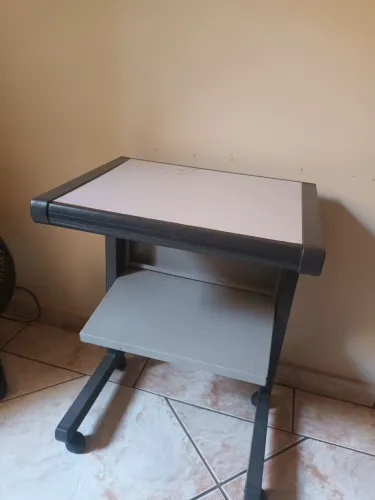 MESINHA AUXILIAR PARA ESCRITÓRIO