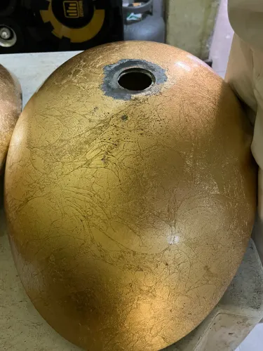 Cuba de banheiro com Folheado Dourado