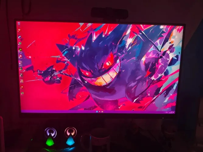 Monitor TCL 27 polegadas quad HD cabo display port para mais velocidade de comunicação 