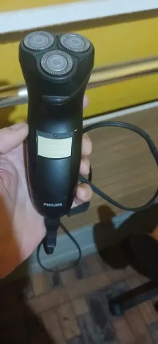 Máquina de barbear 3 cabeças 