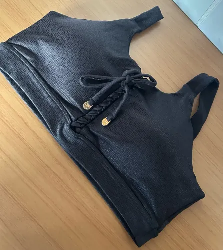 kit 2 tops sarados preto