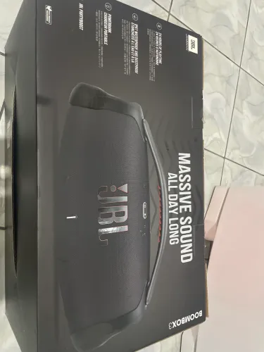 Caixa vazia de som jbl bombox 3