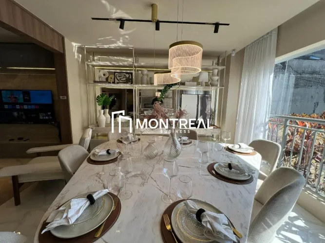 APARTAMENTO À VENDA NO BROOKLIN, 3 SUÍTES, 2 VAGAS DE GARAGEM.