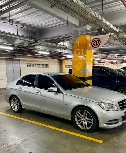Mercedes-Benz C-180 CGI Classic 1.8 16V 156cv Aut. 2012